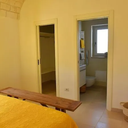 Дом отдыха Trulli In With Heated Pool Остуни
